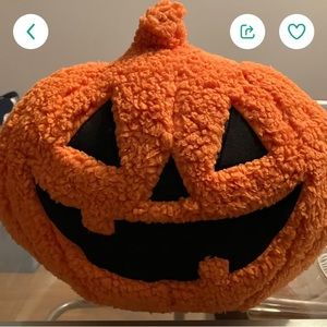 Halloween pumpkin pillow